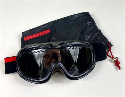 linea rossa black goggles